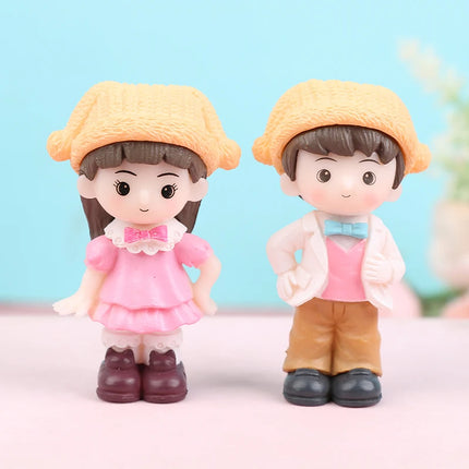 Hign-concerned Miniature Couple Figurines Wedding Gift by zapcart