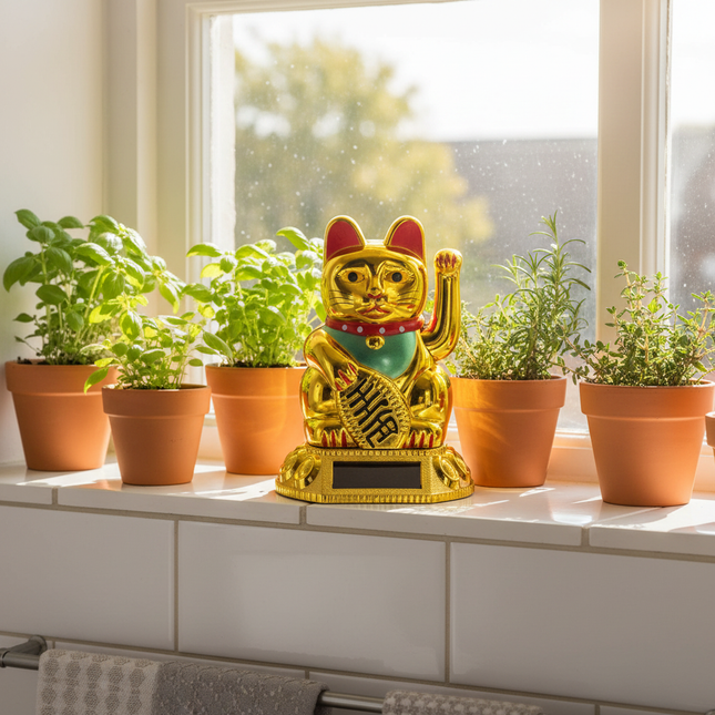 Fortune Cat - Kitchen Windowsill